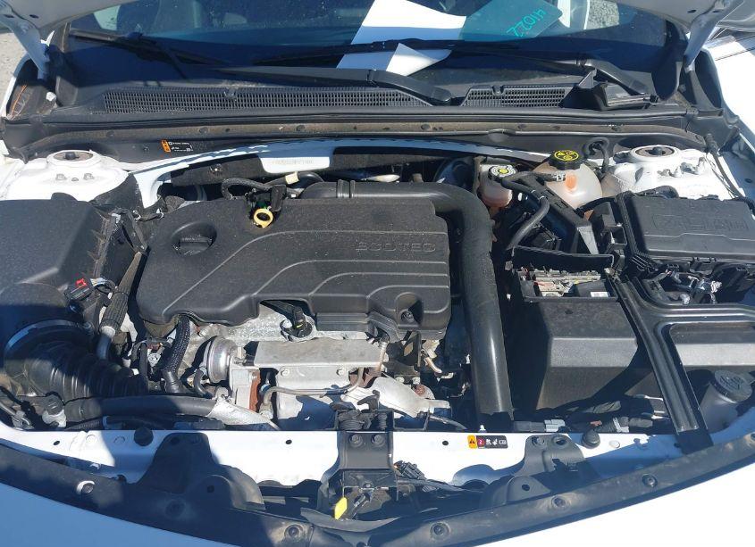 Photo 10 of 2021 Chevrolet Malibu FWD LT (VIN 1G1ZD5STXMF071184)