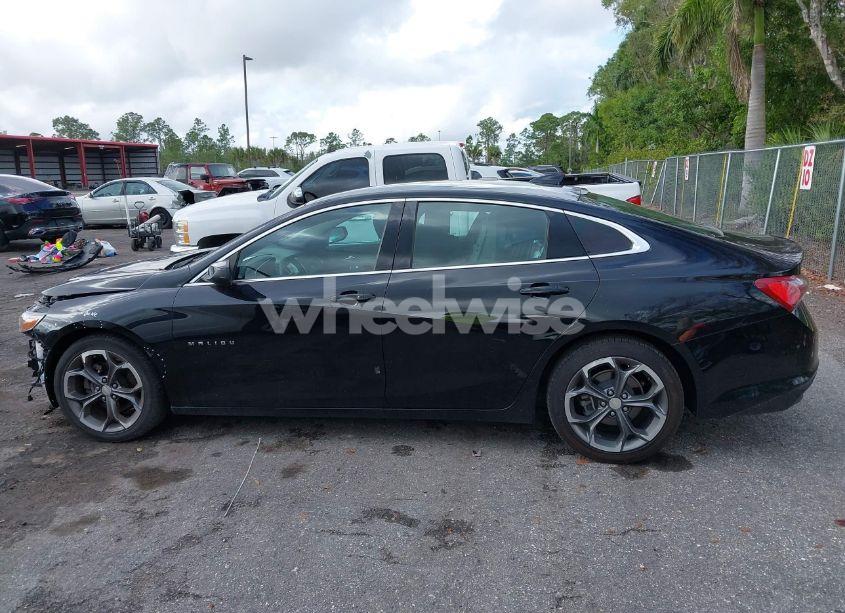 Photo 14 of 2021 Chevrolet Malibu FWD LT (VIN 1G1ZD5STXMF073257)