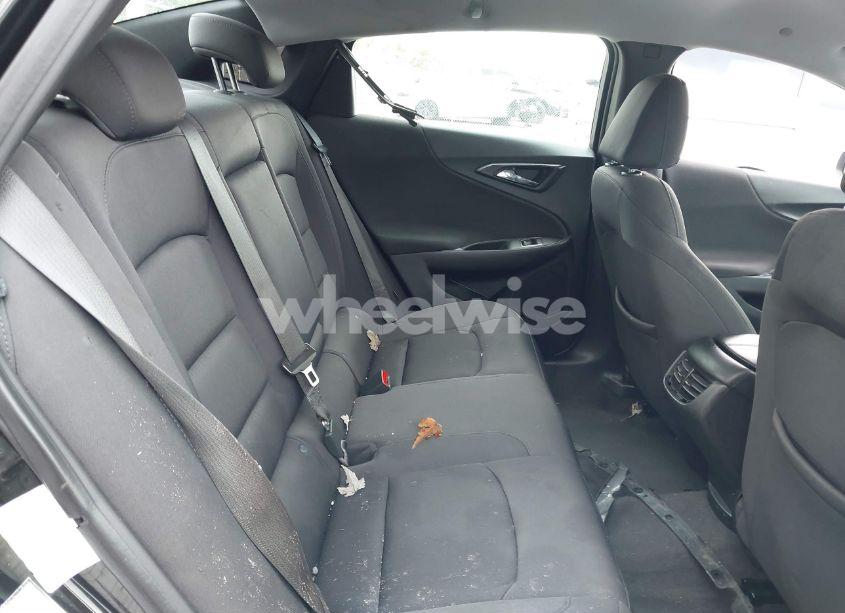 Photo 8 of 2021 Chevrolet Malibu FWD LT (VIN 1G1ZD5STXMF073257)