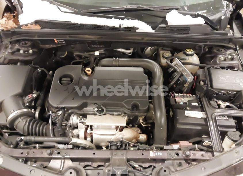 Photo 10 of 2021 Chevrolet Malibu FWD LT (VIN 1G1ZD5STXMF075770)