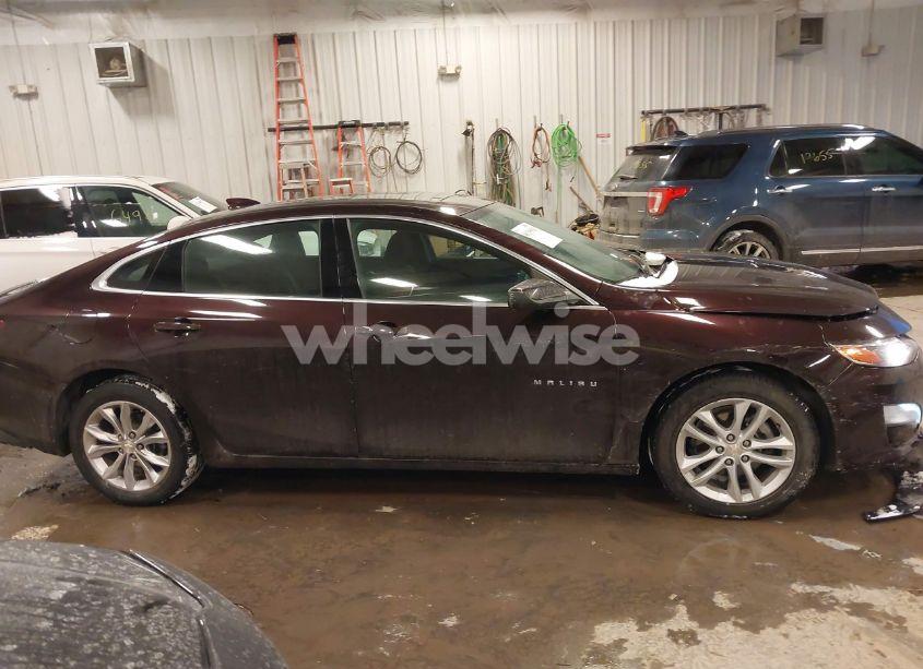 Photo 13 of 2021 Chevrolet Malibu FWD LT (VIN 1G1ZD5STXMF075770)