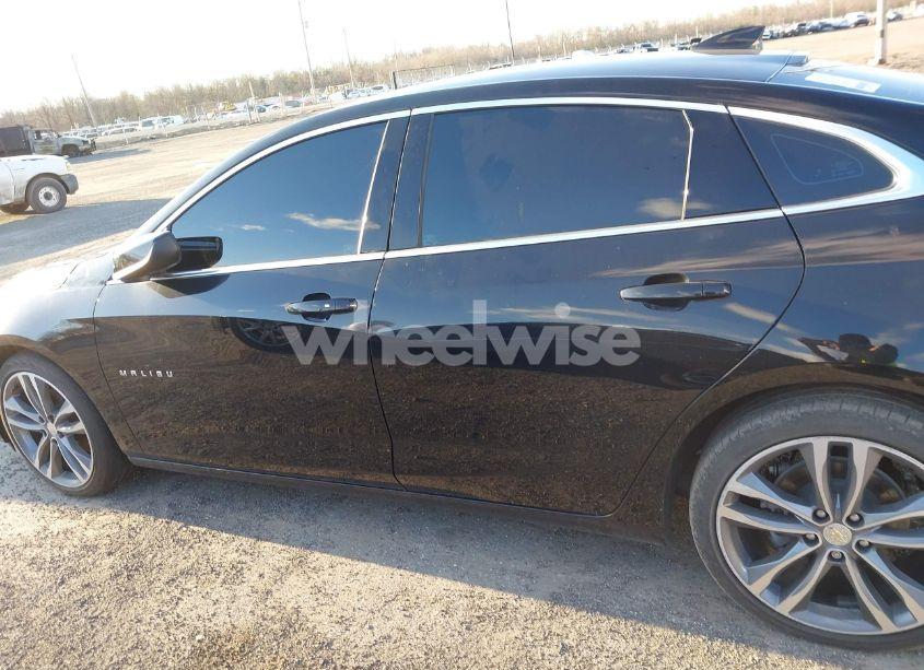 Photo 13 of 2022 Chevrolet Malibu FWD LT (VIN 1G1ZD5STXNF104282)