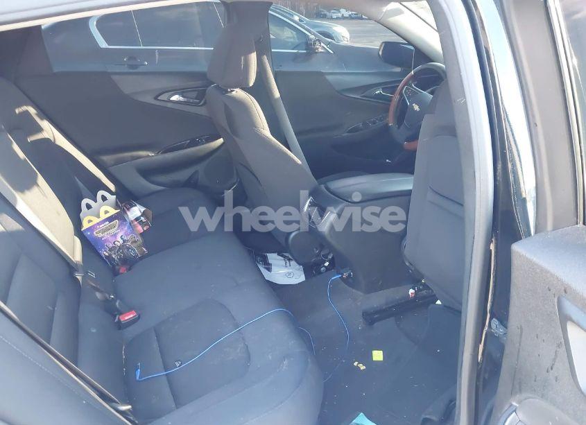 Photo 8 of 2022 Chevrolet Malibu FWD LT (VIN 1G1ZD5STXNF104282)