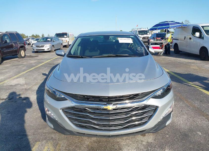 Photo 13 of 2022 Chevrolet Malibu FWD LT (VIN 1G1ZD5STXNF110258)