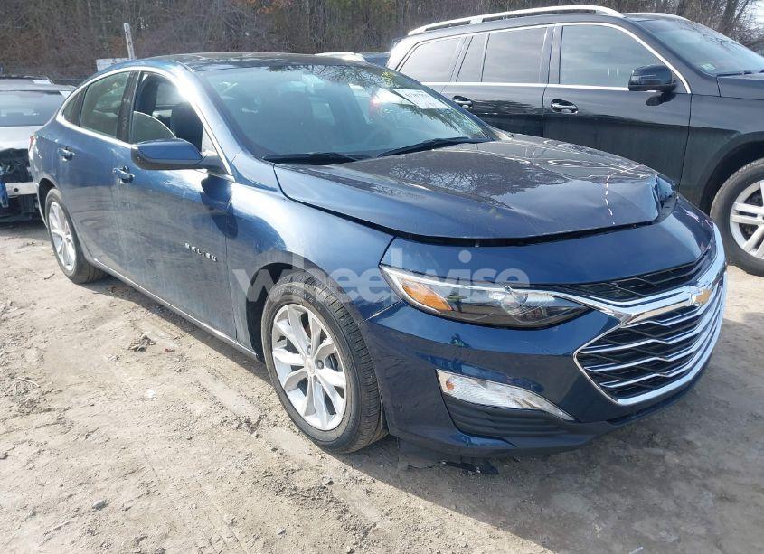 2022 Chevrolet Malibu FWD LT (VIN 1G1ZD5STXNF120353) main photo