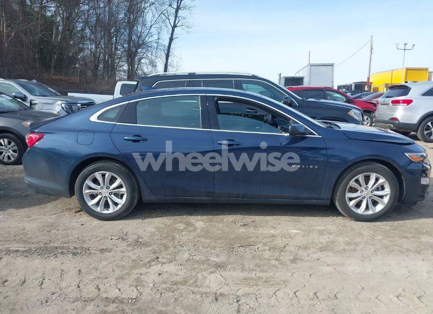 Photo 14 of 2022 Chevrolet Malibu FWD LT (VIN 1G1ZD5STXNF120353)