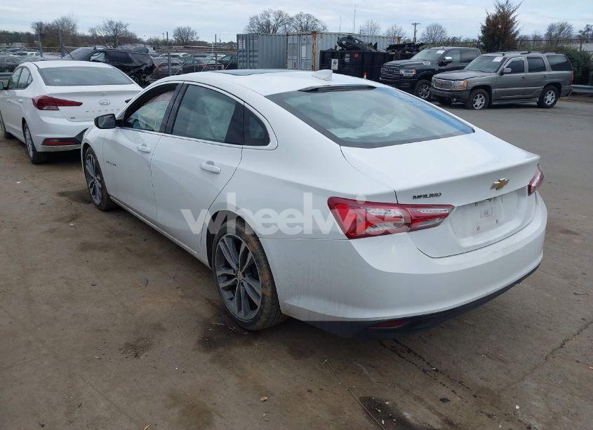 Photo 3 of 2022 Chevrolet Malibu FWD LT (VIN 1G1ZD5STXNF143096)