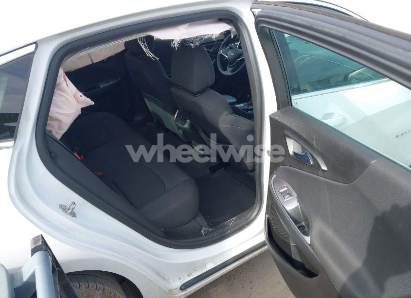 Photo 8 of 2022 Chevrolet Malibu FWD LT (VIN 1G1ZD5STXNF143096)