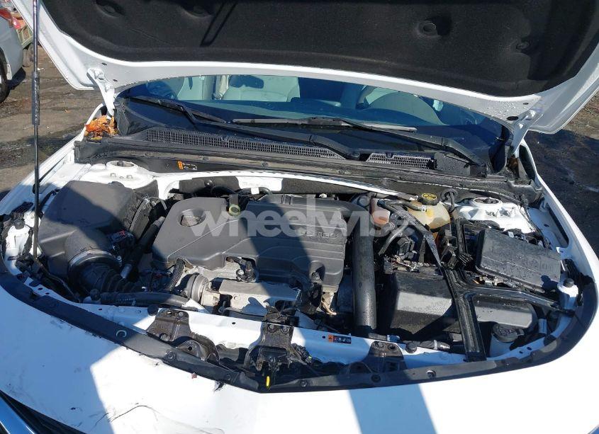 Photo 10 of 2022 Chevrolet Malibu FWD LT (VIN 1G1ZD5STXNF144331)