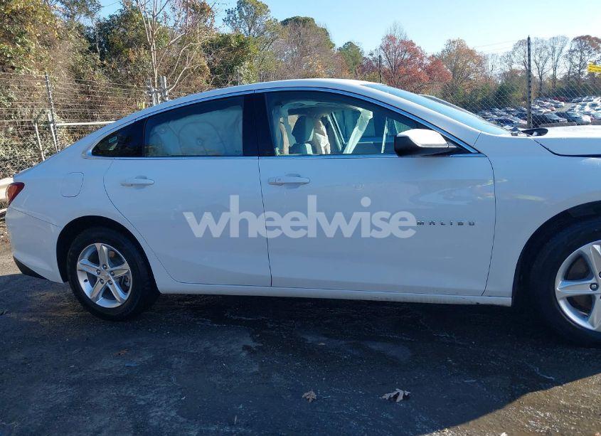 Photo 13 of 2022 Chevrolet Malibu FWD LT (VIN 1G1ZD5STXNF144331)