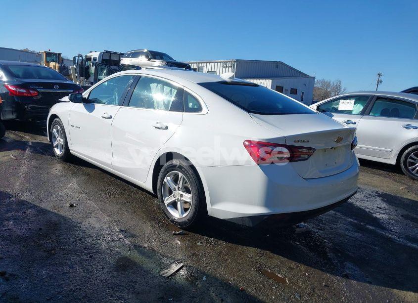 Photo 3 of 2022 Chevrolet Malibu FWD LT (VIN 1G1ZD5STXNF144331)