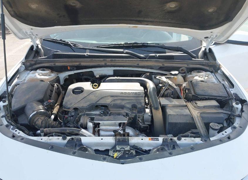 Photo 10 of 2022 Chevrolet Malibu FWD LT (VIN 1G1ZD5STXNF164451)