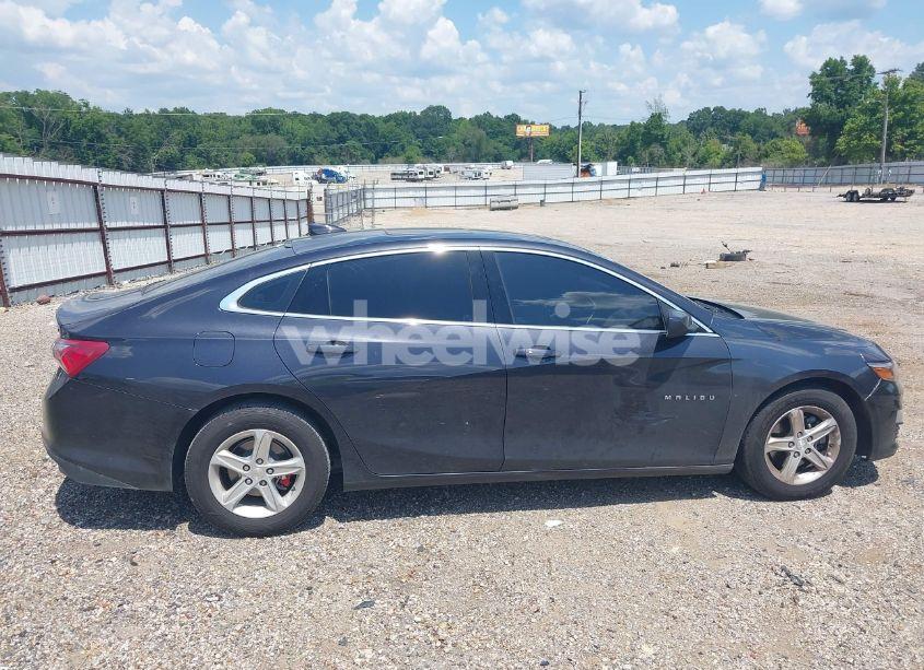 Photo 14 of 2022 Chevrolet Malibu FWD LT (VIN 1G1ZD5STXNF179323)