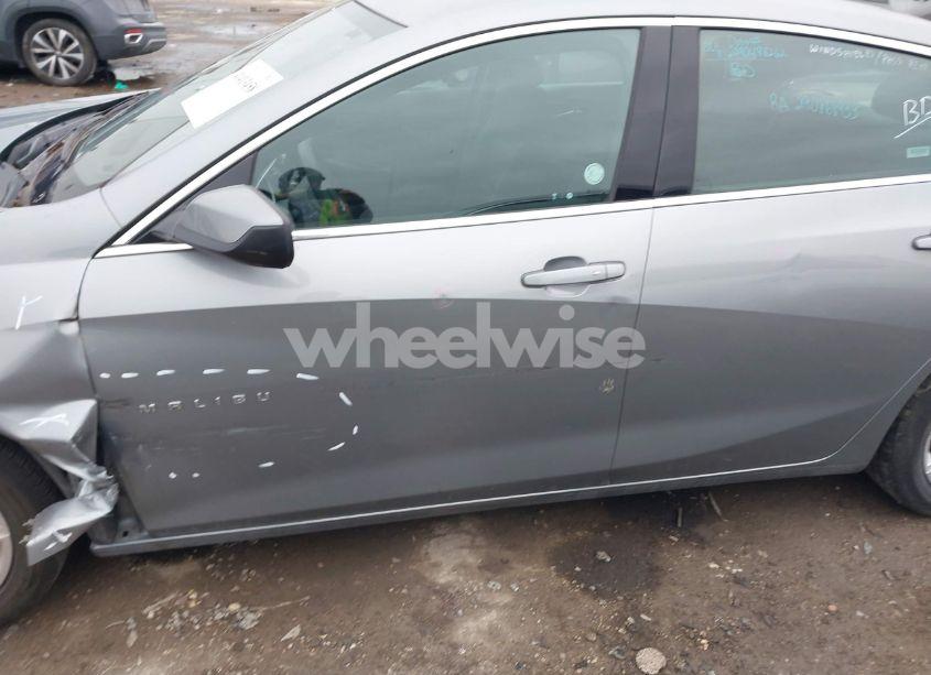 Photo 17 of 2023 Chevrolet Malibu FWD 1LT (VIN 1G1ZD5STXPF163707)