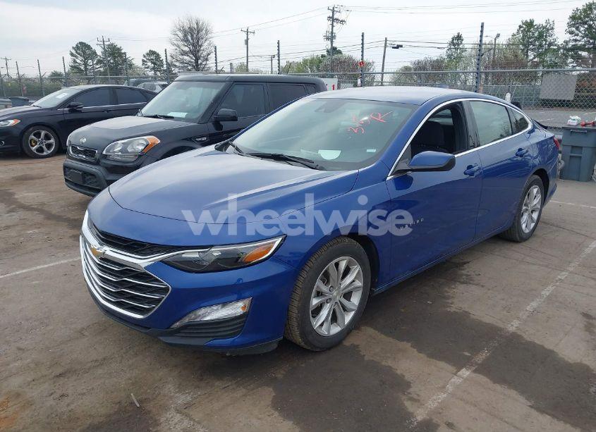 Photo 2 of 2023 Chevrolet Malibu FWD 1LT (VIN 1G1ZD5STXPF167840)