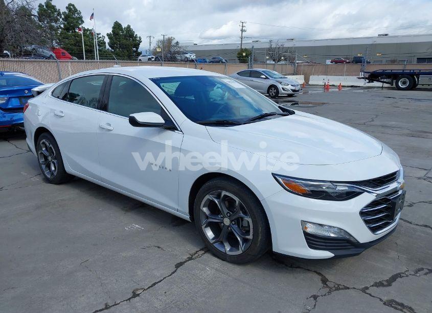 2023 Chevrolet Malibu FWD 1LT (VIN 1G1ZD5STXPF168339) main photo