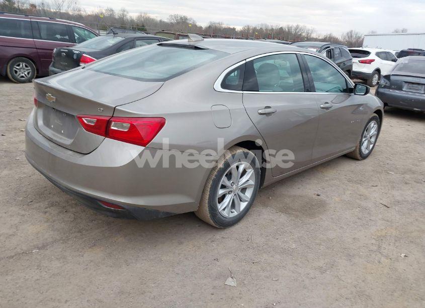Photo 4 of 2023 Chevrolet Malibu FWD 1LT (VIN 1G1ZD5STXPF173122)
