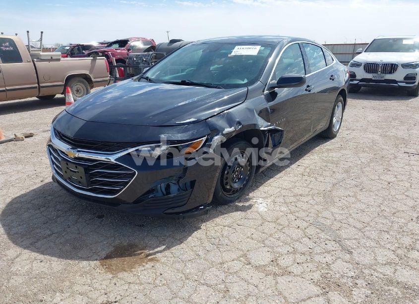 Photo 2 of 2023 Chevrolet Malibu FWD 1LT (VIN 1G1ZD5STXPF181141)