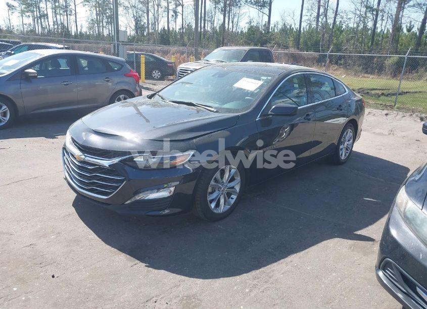 Photo 2 of 2023 Chevrolet Malibu FWD 1LT (VIN 1G1ZD5STXPF192205)