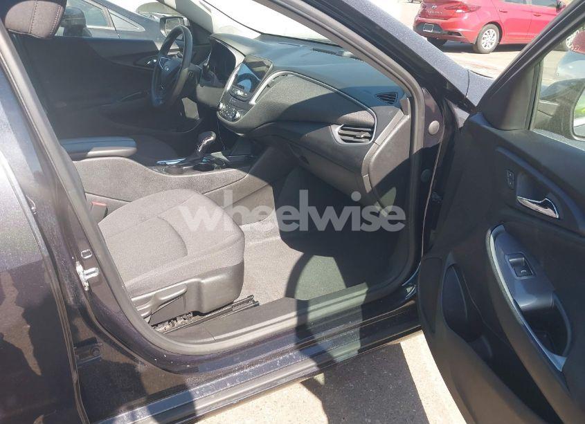 Photo 5 of 2023 Chevrolet Malibu FWD 1LT (VIN 1G1ZD5STXPF192205)