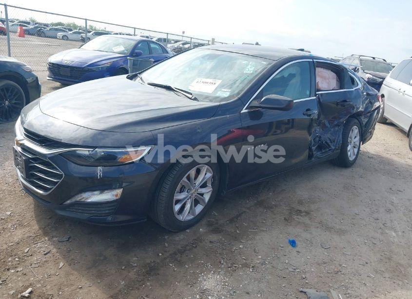 Photo 2 of 2023 Chevrolet Malibu FWD 1LT (VIN 1G1ZD5STXPF192690)