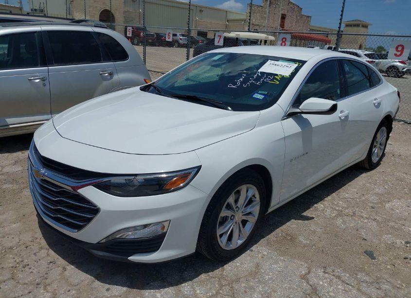 Photo 2 of 2023 Chevrolet Malibu FWD 1LT (VIN 1G1ZD5STXPF207222)