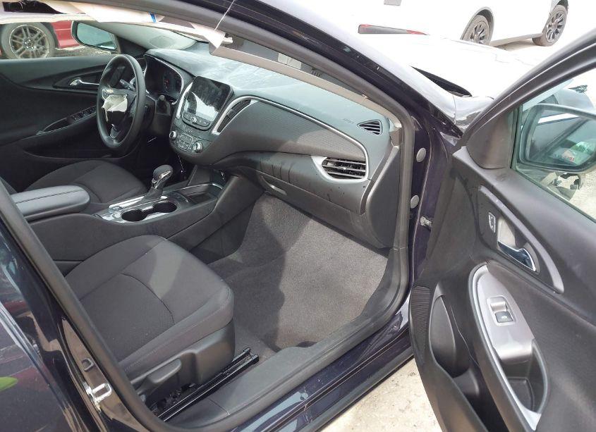 Photo 5 of 2023 Chevrolet Malibu FWD 1LT (VIN 1G1ZD5STXPF221511)
