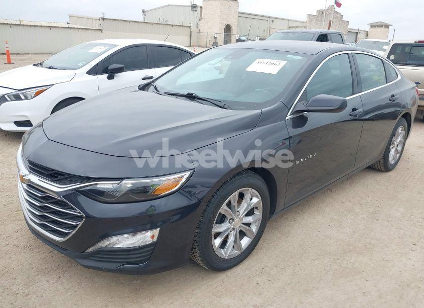 Photo 2 of 2023 Chevrolet Malibu FWD 1LT (VIN 1G1ZD5STXPF232234)