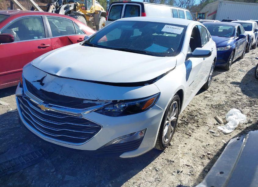 Photo 2 of 2023 Chevrolet Malibu FWD 1LT (VIN 1G1ZD5STXPF232511)