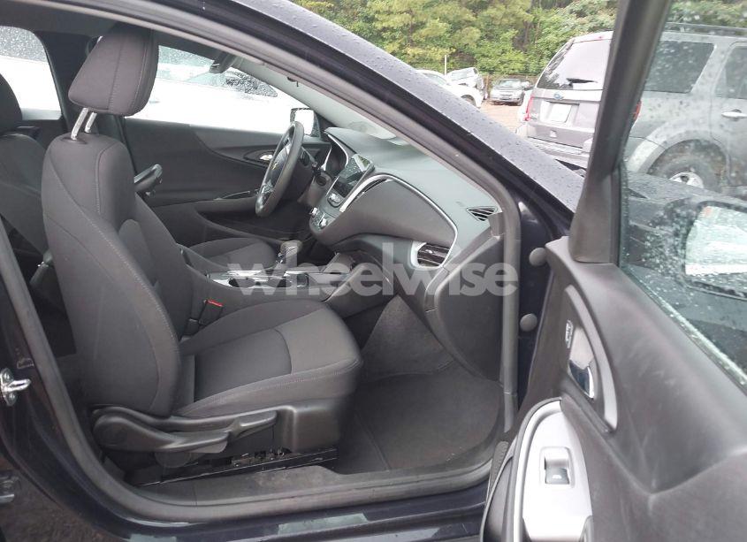 Photo 5 of 2023 Chevrolet Malibu FWD 1LT (VIN 1G1ZD5STXPF242018)