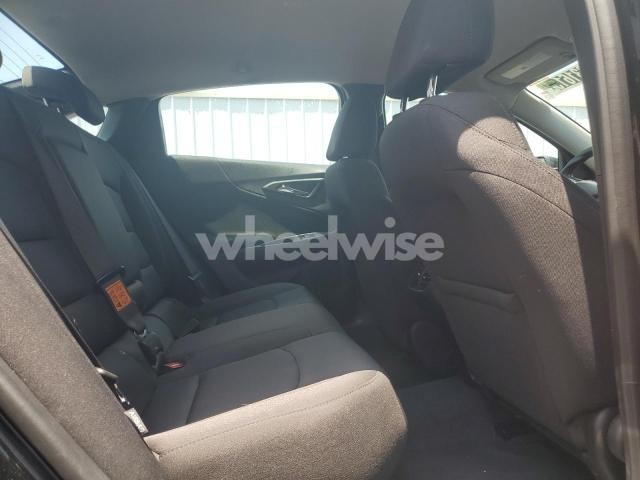 Photo 2 of 2023 CHEVROLET MALIBU LT N/A (VIN 1G1ZD5STXPF250796)