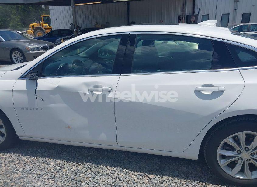 Photo 14 of 2024 Chevrolet Malibu FWD 1LT (VIN 1G1ZD5STXRF124764)