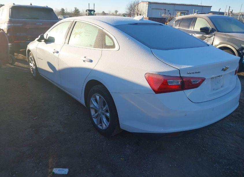 Photo 3 of 2024 Chevrolet Malibu FWD 1LT (VIN 1G1ZD5STXRF132122)