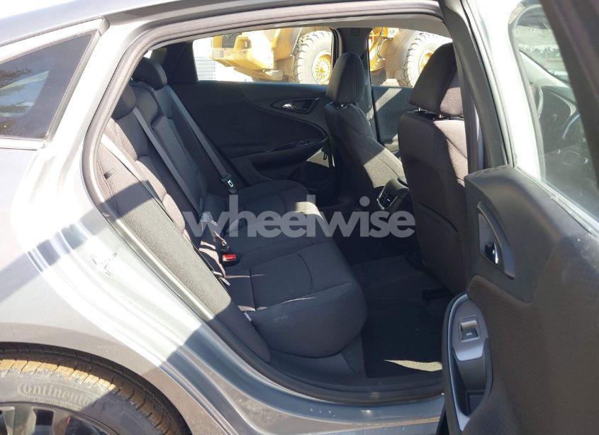 Photo 8 of 2024 Chevrolet Malibu FWD 1LT (VIN 1G1ZD5STXRF135358)