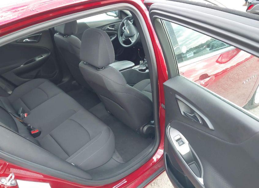 Photo 8 of 2024 Chevrolet Malibu FWD 1LT (VIN 1G1ZD5STXRF149101)