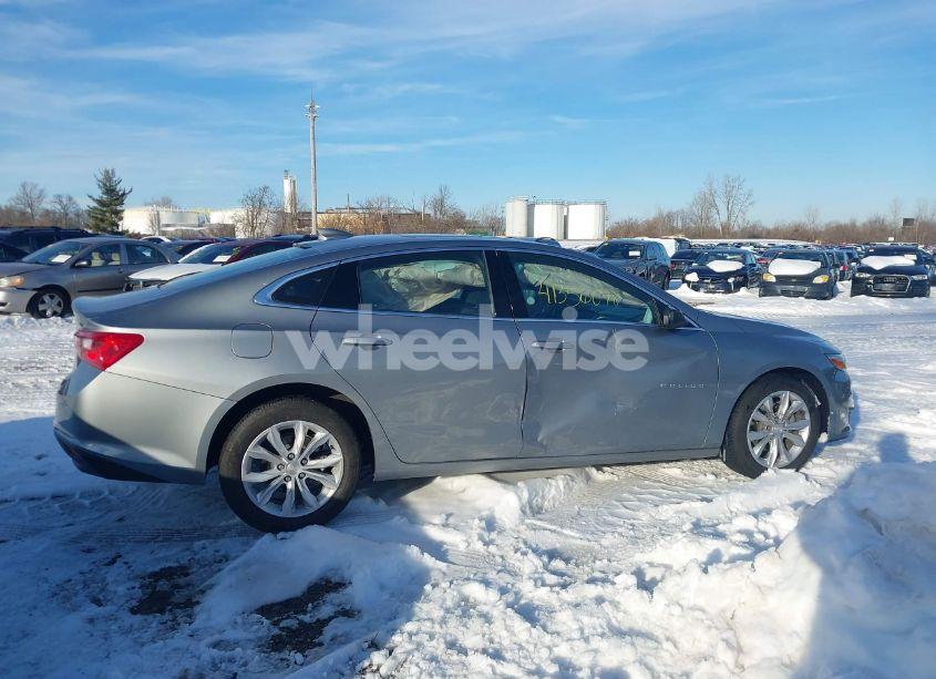 Photo 13 of 2024 Chevrolet Malibu FWD 1LT (VIN 1G1ZD5STXRF164052)
