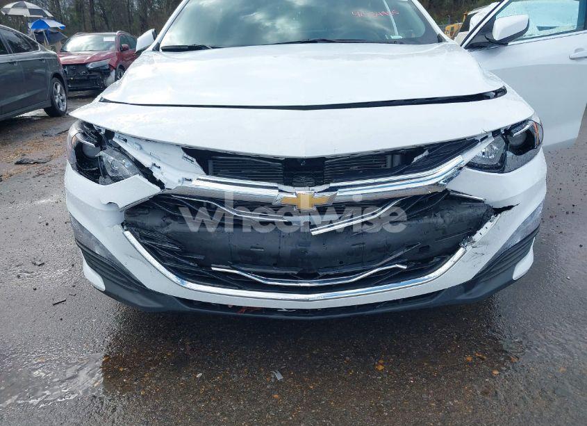 Photo 6 of 2024 Chevrolet Malibu FWD 1LT (VIN 1G1ZD5STXRF179926)