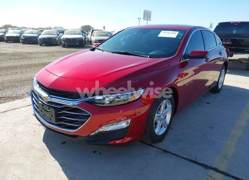 Photo 2 of 2024 Chevrolet Malibu FWD 1LT (VIN 1G1ZD5STXRF246959)