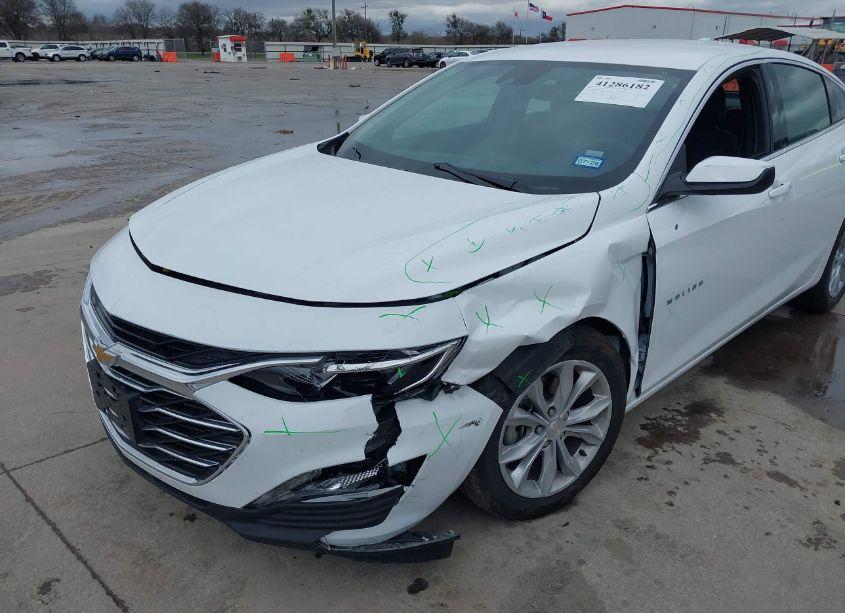 Photo 6 of 2025 Chevrolet Malibu FWD 1LT (VIN 1G1ZD5STXSF114564)