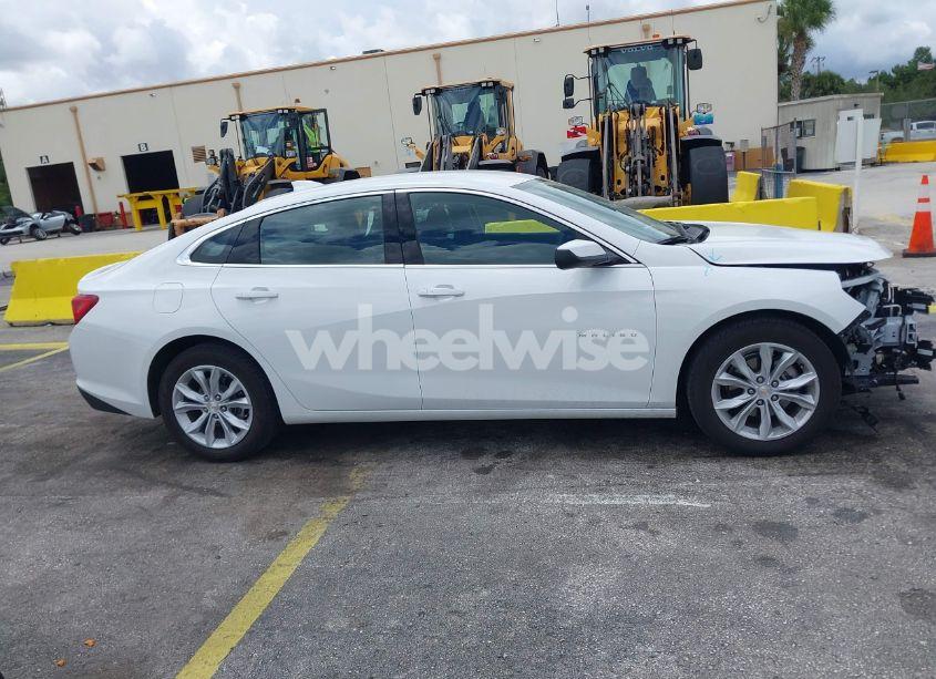 Photo 14 of 2025 Chevrolet Malibu FWD 1LT (VIN 1G1ZD5STXSF128464)