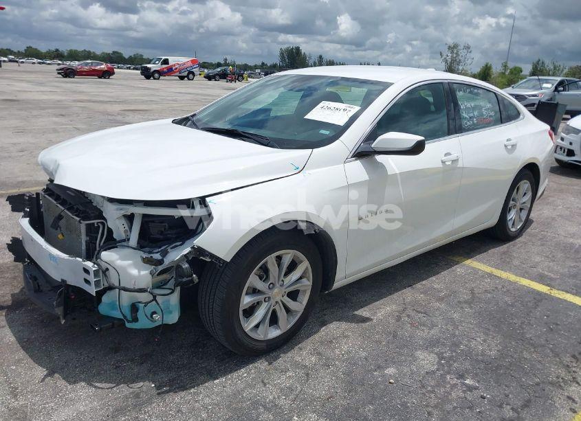 Photo 2 of 2025 Chevrolet Malibu FWD 1LT (VIN 1G1ZD5STXSF128464)