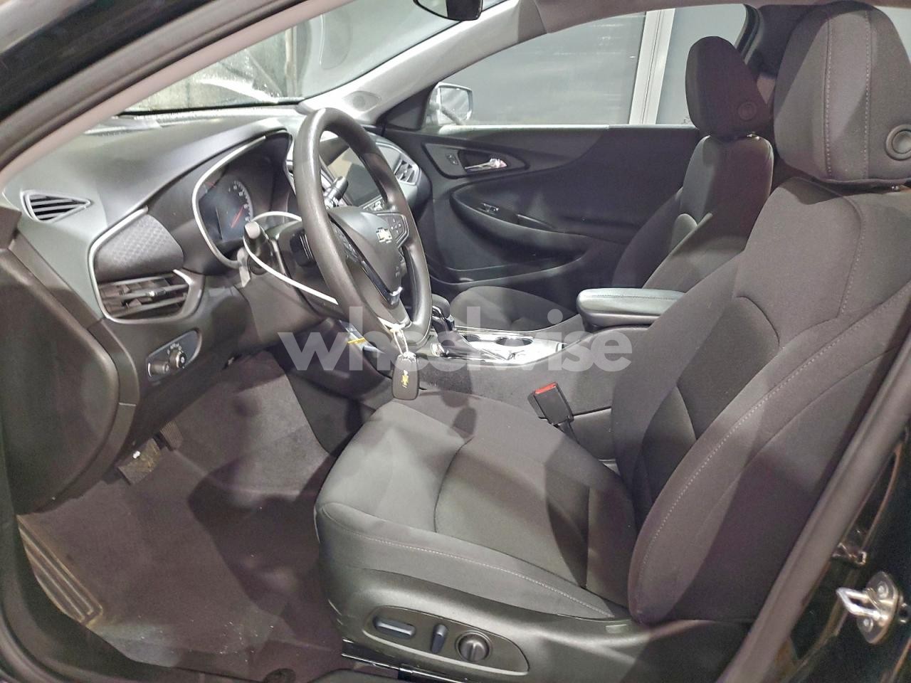 Photo 7 of 2025 CHEVROLET MALIBU LT (VIN 1G1ZD5STXSF133115)