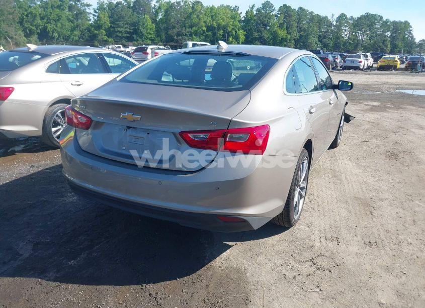 Photo 4 of 2025 Chevrolet Malibu FWD 1LT (VIN 1G1ZD5STXSF147693)