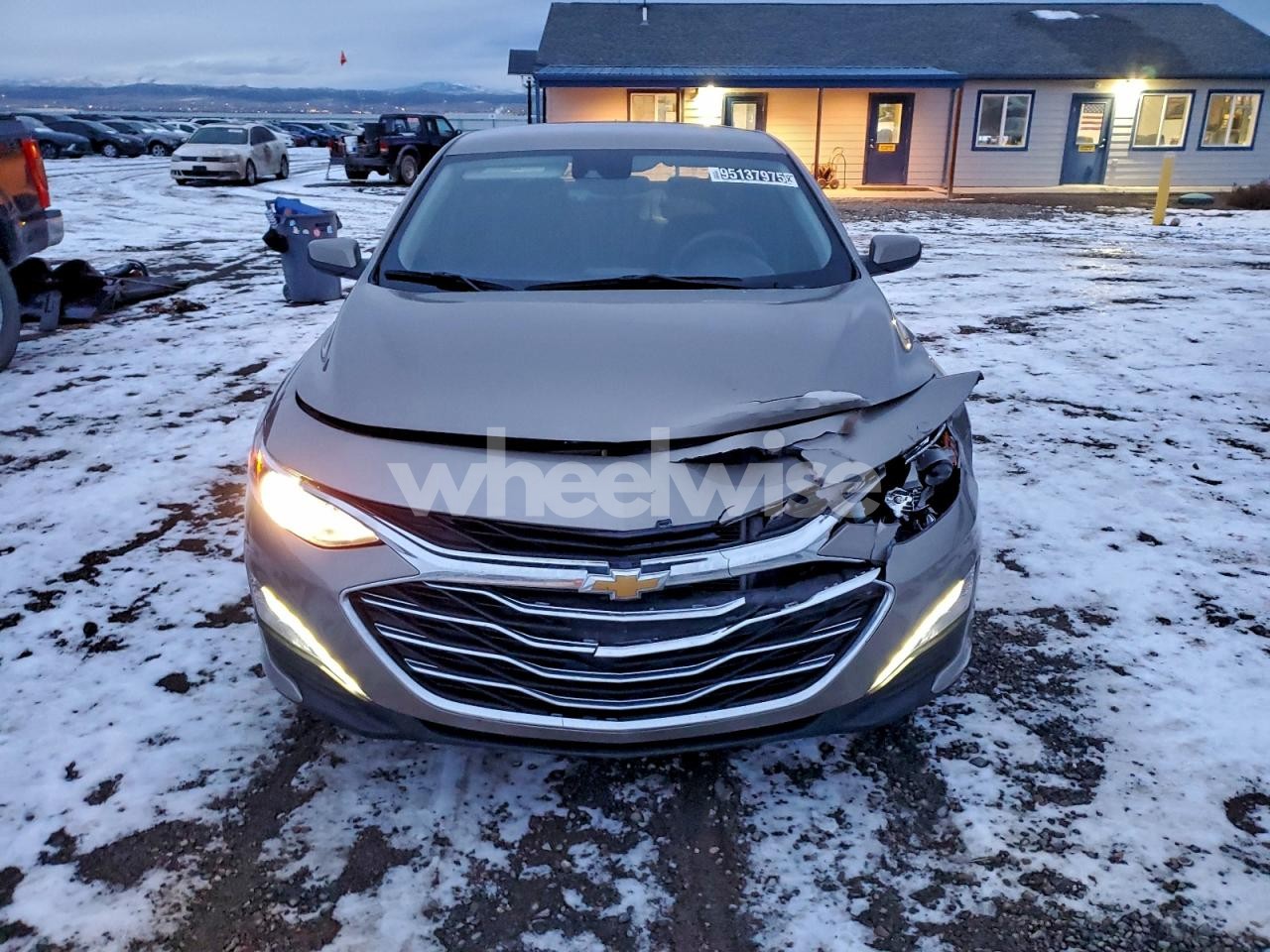 Photo 5 of 2025 CHEVROLET MALIBU LT (VIN 1G1ZD5STXSF157639)