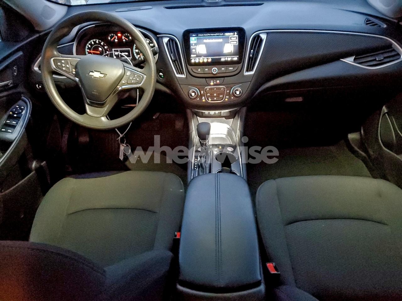 Photo 8 of 2025 CHEVROLET MALIBU LT (VIN 1G1ZD5STXSF157639)