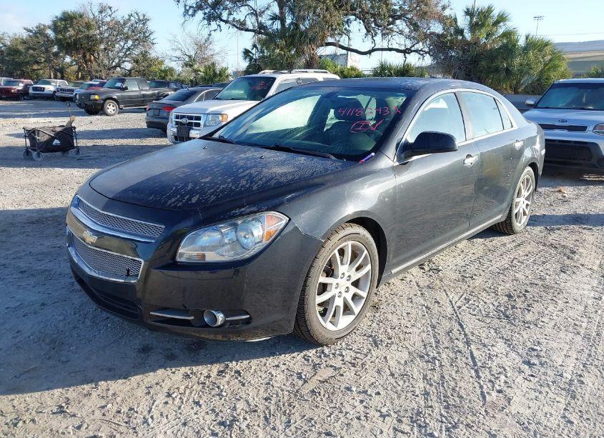 Photo 2 of 2010 Chevrolet Malibu LTZ (VIN 1G1ZE5E02AF253052)