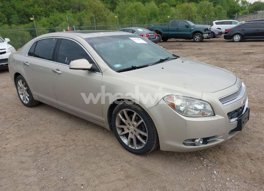 2011 Chevrolet Malibu LTZ (VIN 1G1ZE5E11BF102908) main photo