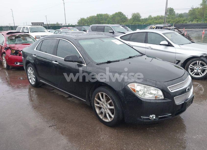 2011 Chevrolet Malibu LTZ (VIN 1G1ZE5E11BF212812) main photo