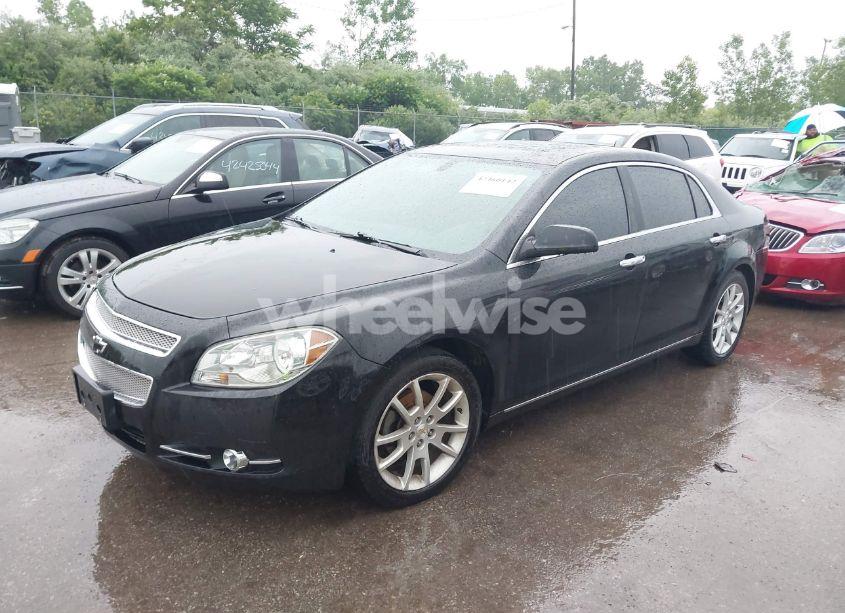 Photo 2 of 2011 Chevrolet Malibu LTZ (VIN 1G1ZE5E11BF212812)