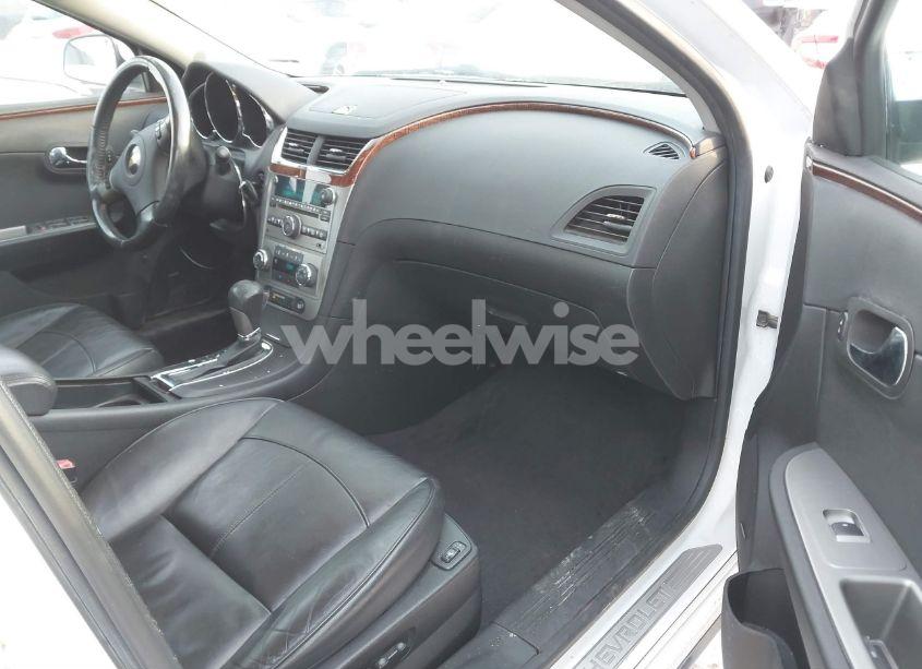Photo 5 of 2011 Chevrolet Malibu LTZ (VIN 1G1ZE5E12BF176337)